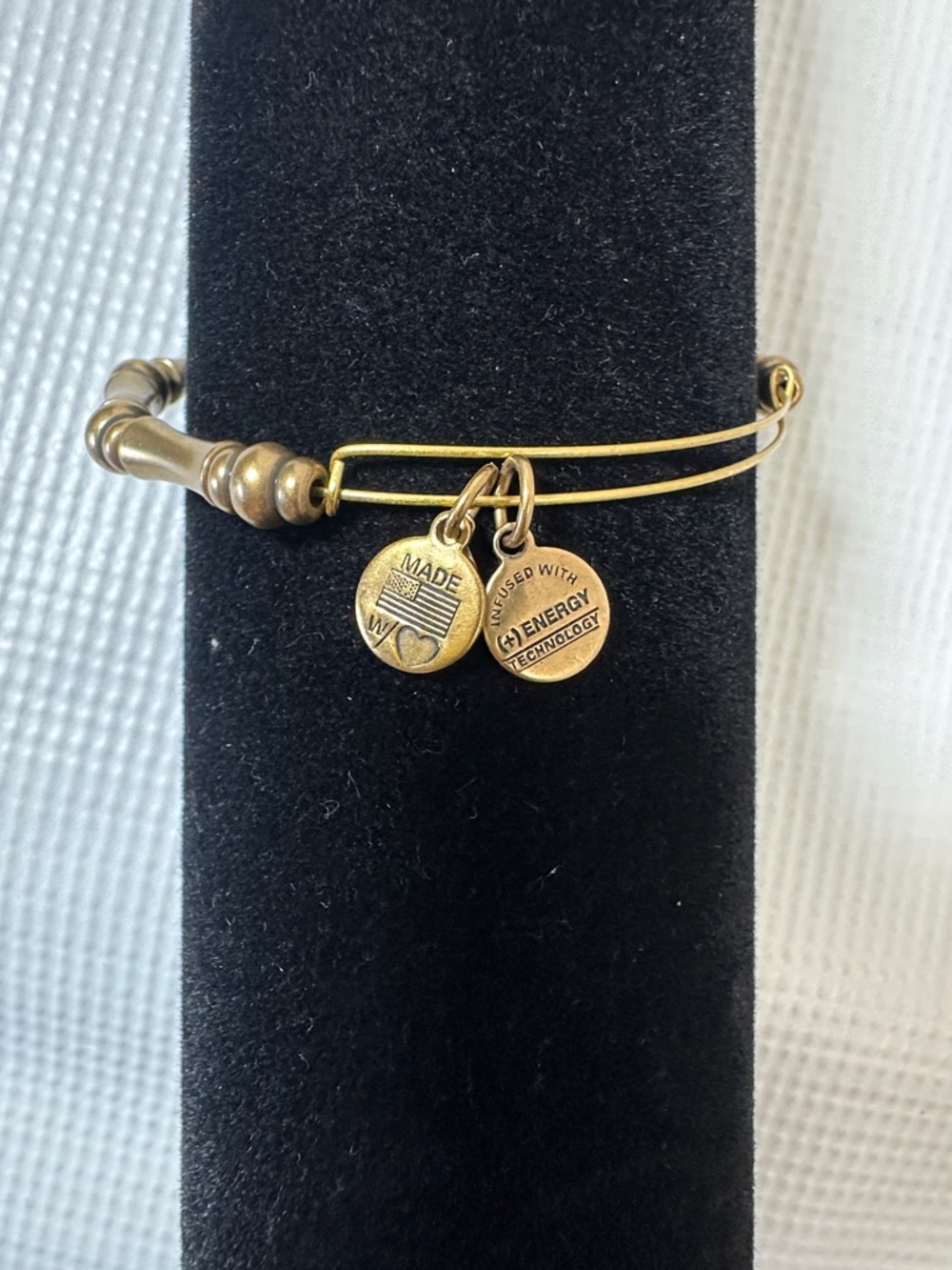Gold Bamboo-Style Women’s Bangle Bracelet